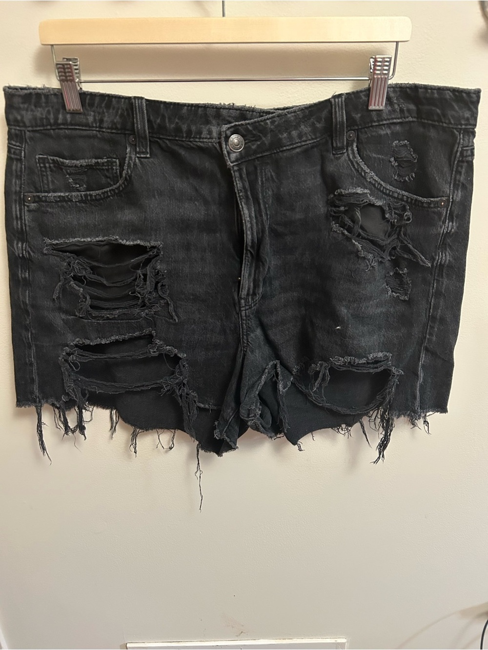 American Eagle Outfitters Black Distressed Cutoff Denim Mom Shorts